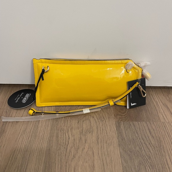 kate spade new york x M&Ms Embellished 3D Crossbody - Picture 3 of 10